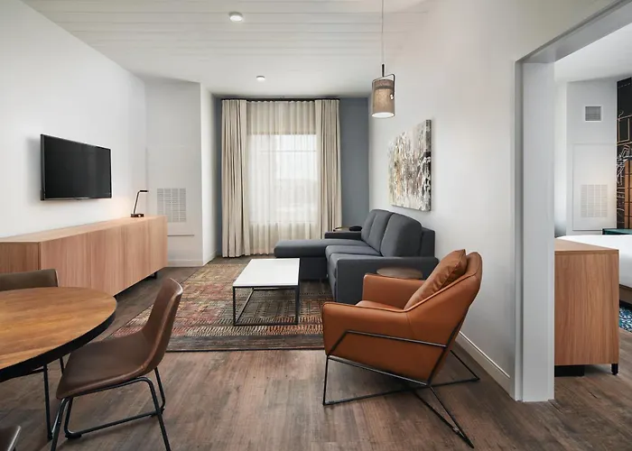 Indigo - Collegetown By Ihg Hotel