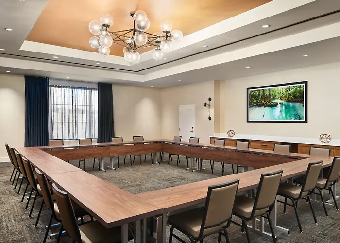 Hotel Indigo - Collegetown By Ihg 3*