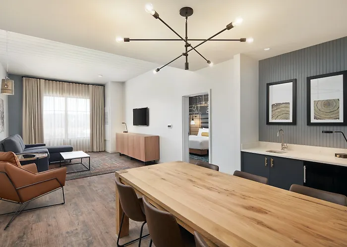 Hotel Indigo - Collegetown By Ihg 3*