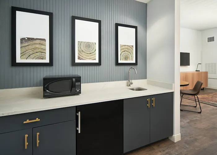 Indigo - Collegetown By Ihg Hotel